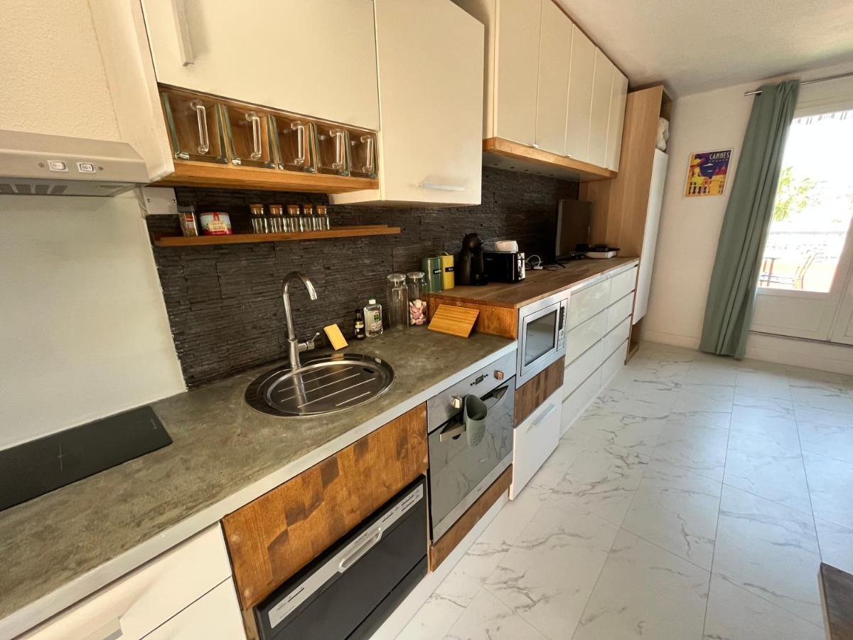 Charmant Studio Pour 3 Personnes Валлорис Экстерьер фото